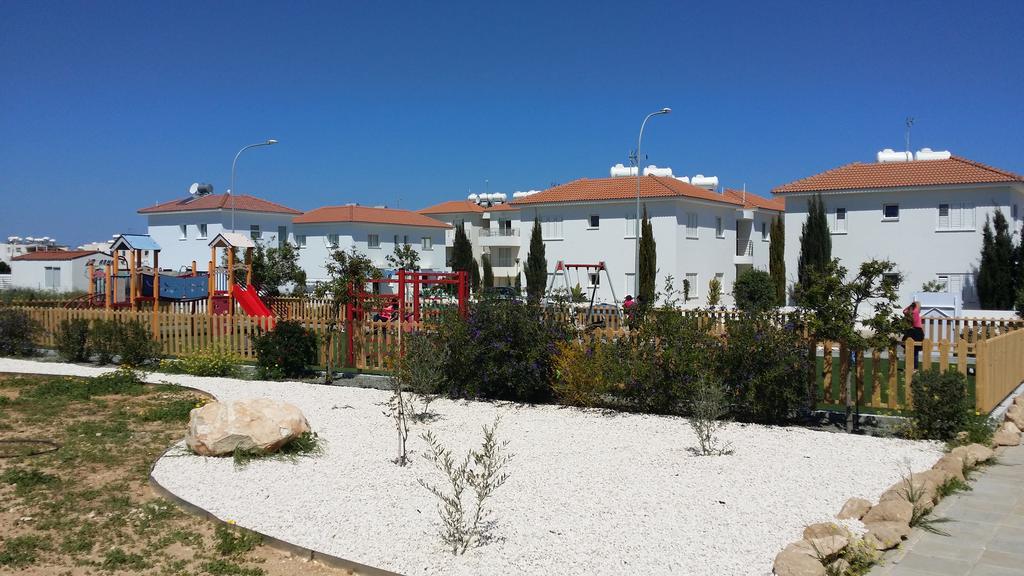 Mythical Sands Resort Ilona Apartment For Families Protaras Bagian luar foto
